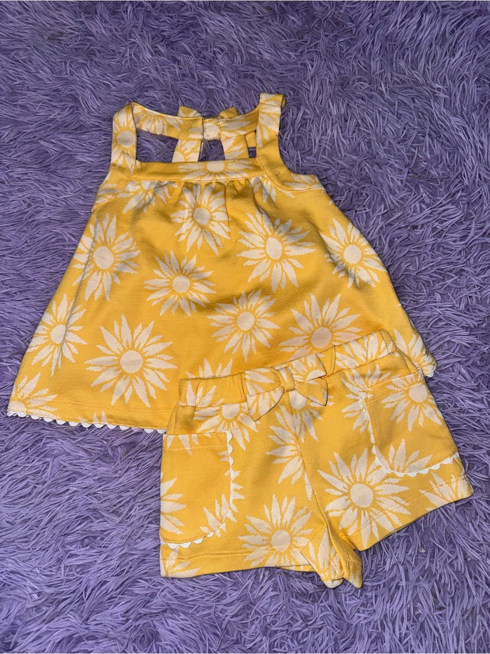 Yellow Daisy Print Tank & Shorts Set
